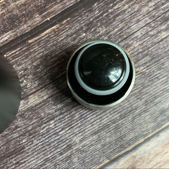 Room Essentials ~ 17oz Stainless Steel Water Bottle Black - Picture 7 of 7